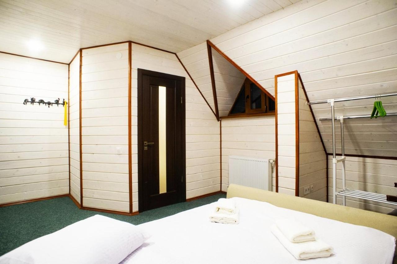 Hotel Galushko 米库利钦 外观 照片