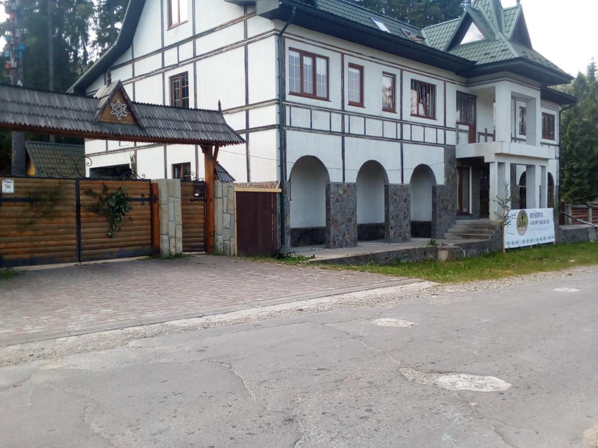 Hotel Galushko 米库利钦 外观 照片