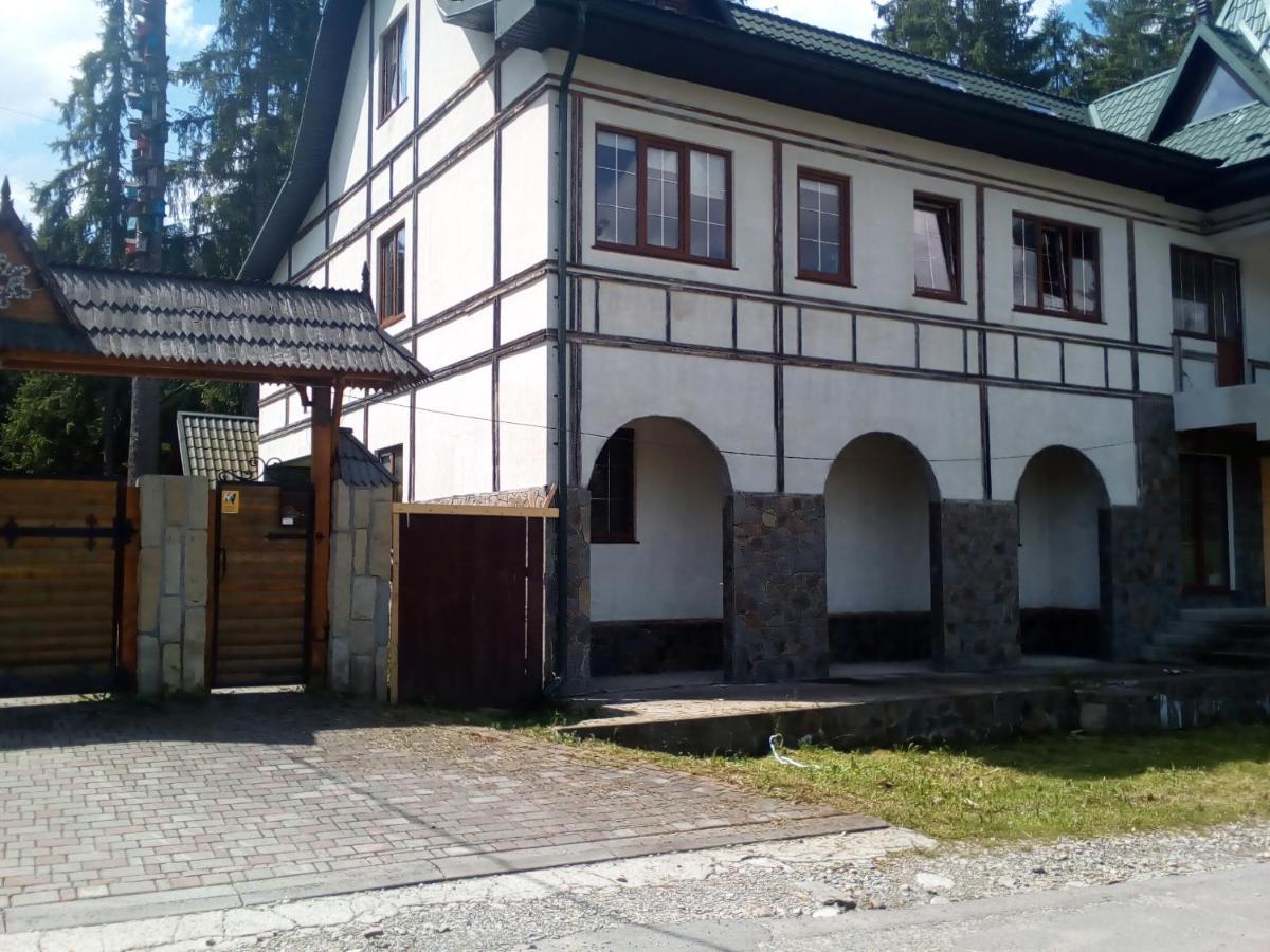 Hotel Galushko 米库利钦 外观 照片